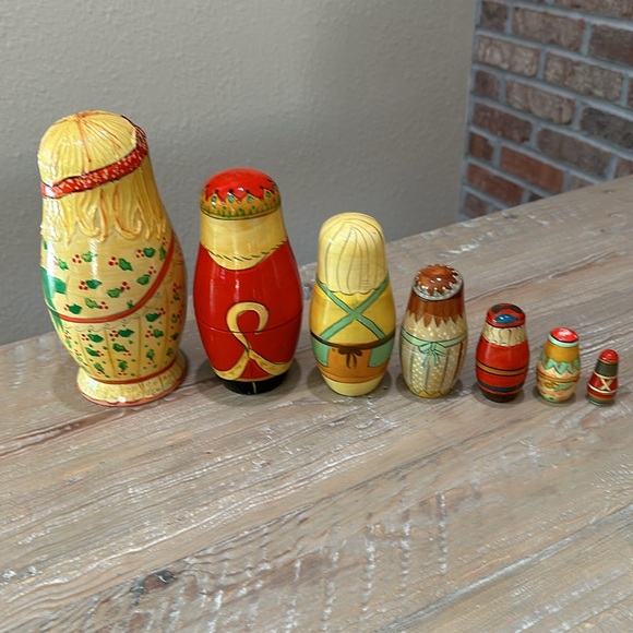 Vintage Authentic Models Holland Nesting Dolls - Picture 2 of 11